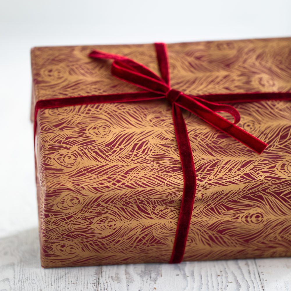 Gilded Feather Gift Wrap