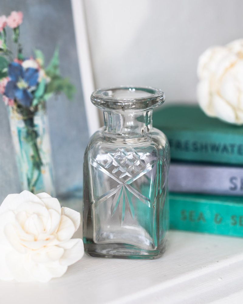 Square Vintage-Inspired Diffuser Bottle